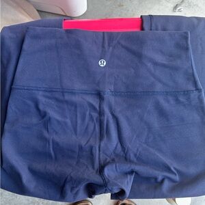 Lululemon women’s Wunder Under 3/4 length (6)